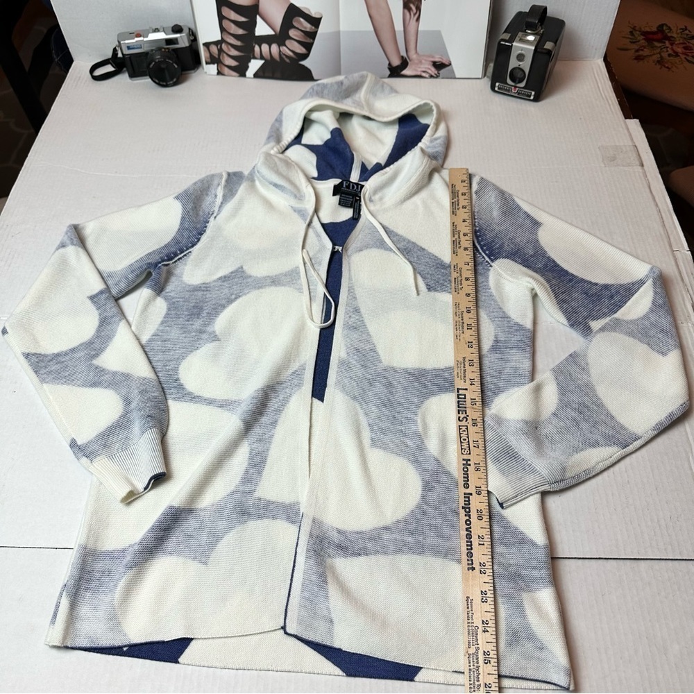 Y2K Heart Print Hooded Knit Top | Open Front Lightweight Sweater · FDJ - Picture 7 of 11